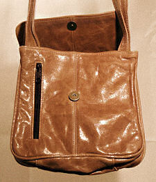 tan leather shoulder bag