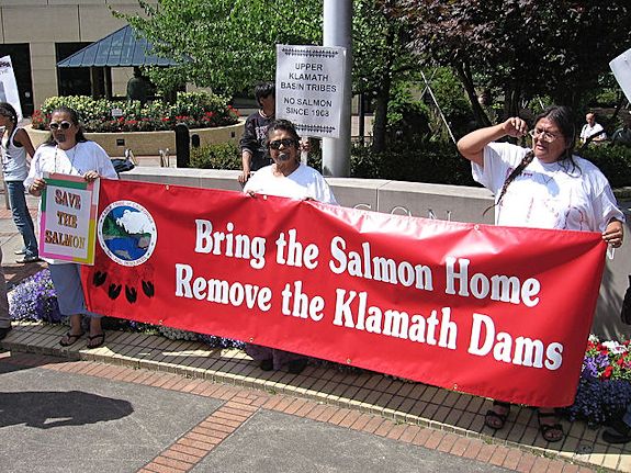 Klamath Tribes protest